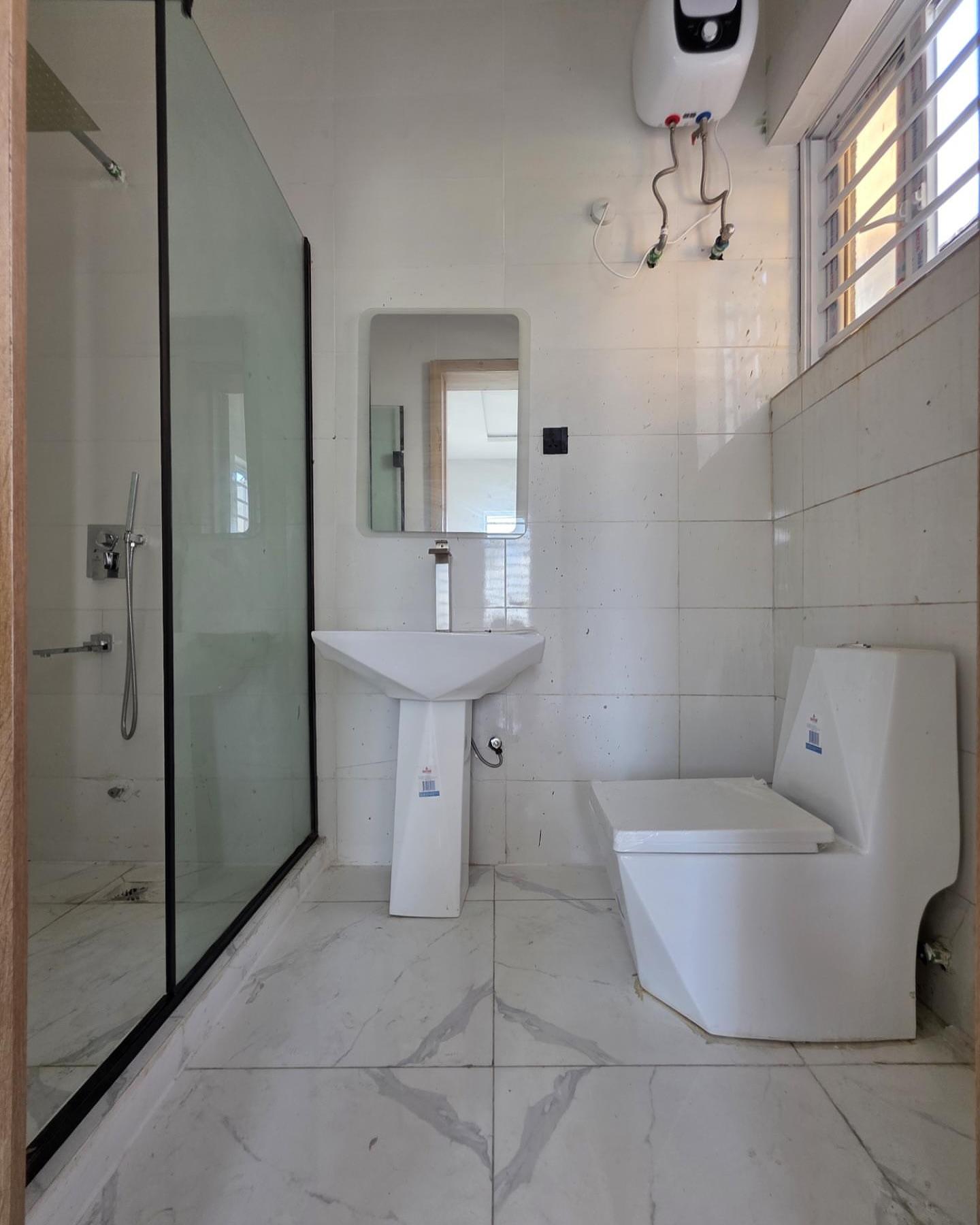 5 Bedroom Fully-Detached Duplex, Ikota Villa Estate, Lekki — photo 9