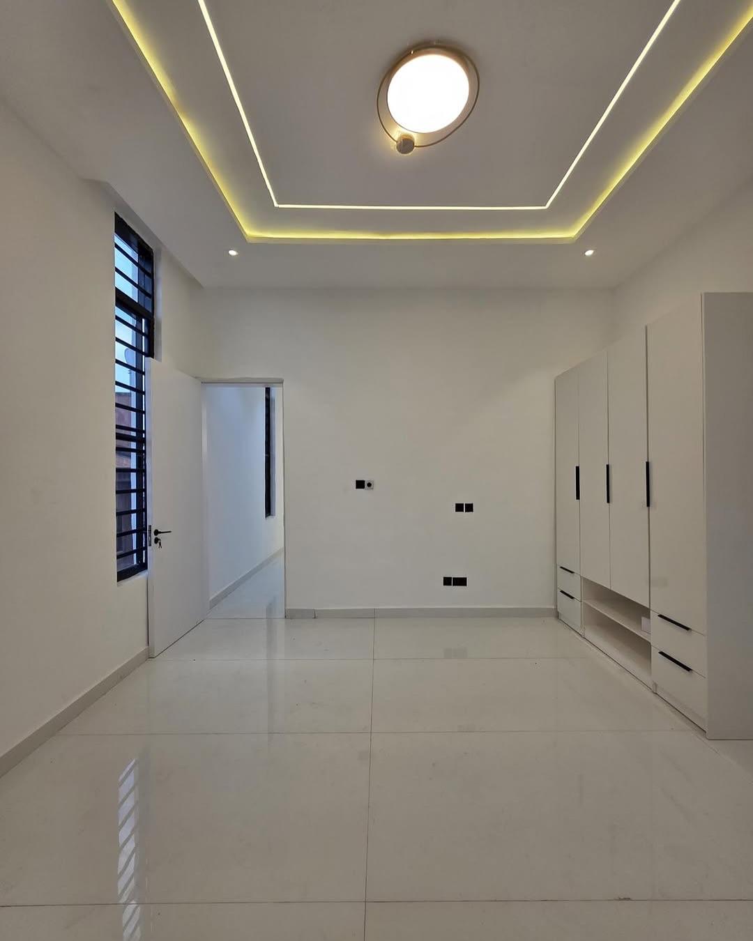 5 Bedroom Fully-Detached Duplex, Ikota Villa Estate, Lekki — photo 2